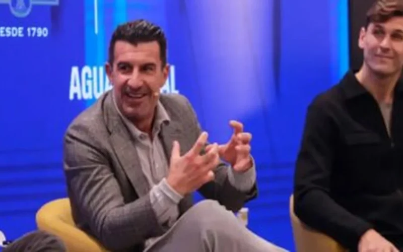 لويس فيغو يشيد بتحول الكرة العالمية مع تبني أساليب تكتيكية جديدة ومبتكرة